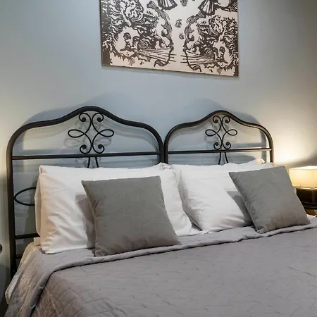 San Marco - 2 Bedrooms With Lift *