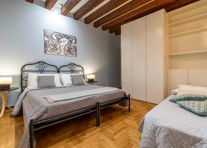 San Marco - 2 Bedrooms With Lift *