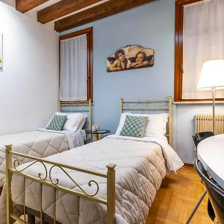 San Marco - 2 Bedrooms With Lift * Wenecja
