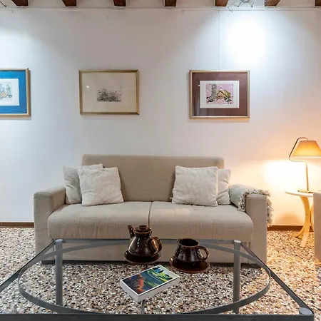 San Marco - 2 Bedrooms With Lift Apartament