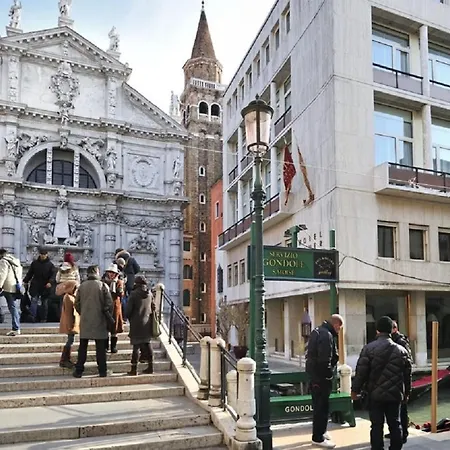 San Marco - 2 Bedrooms With Lift Venice