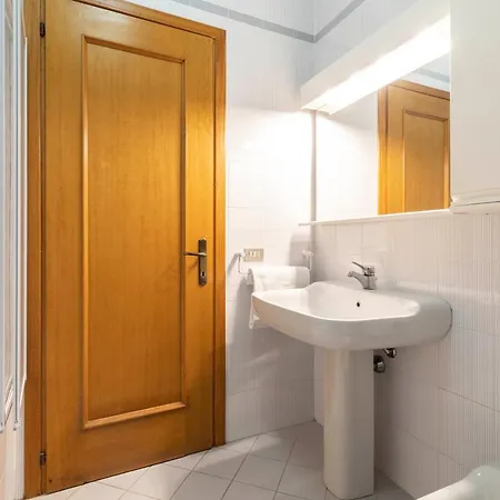 Apartment San Marco - 2 Bedrooms With Lift