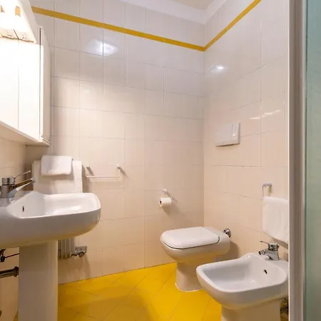 San Marco - 2 Bedrooms With Lift Apartment *